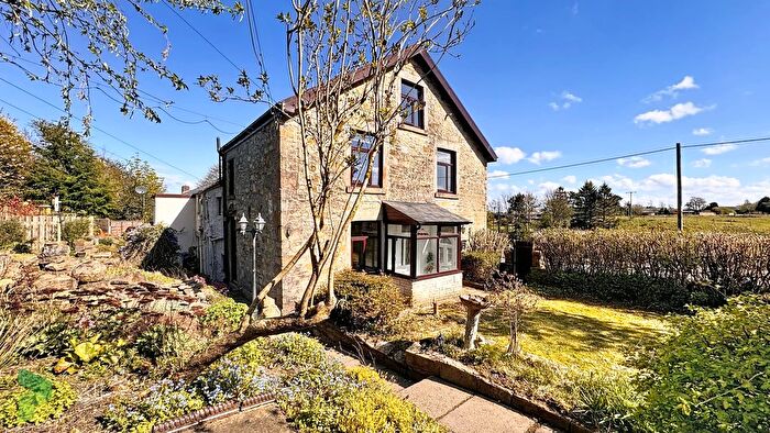 3 Bedroom Cottage For Sale In Bull Hill Cottages, Darwen, BB3