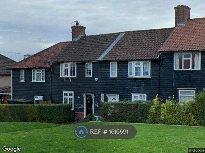 3 Bedroom Terraced House To Rent In Gloucester Grove, Edgware, HA8