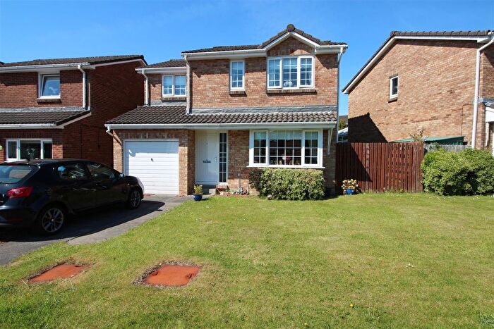 4 Bedroom Detached House For Sale In Mount Stuart Drive, Wemyss Bay, PA18