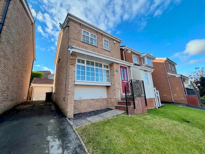 3 Bedroom Detached House To Rent In Dowland Avenue High Green, Sheffield, S35