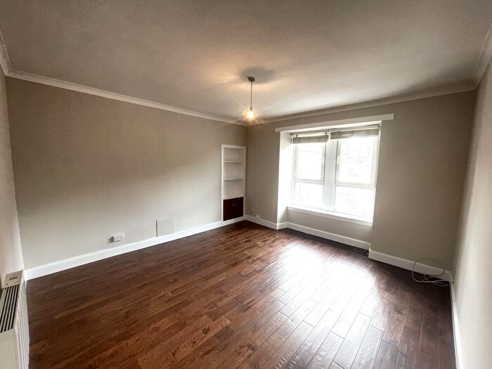 2 Bedroom Flat To Rent In /L, Earl Street, Dundee, DD2