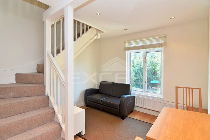 1 Bedroom Apartment To Rent In Mountfield Road, Finchley, London, N3