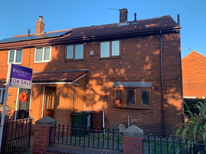 3 Bedroom Semi-Detached House To Rent In Allendale, Worsbrough, S70