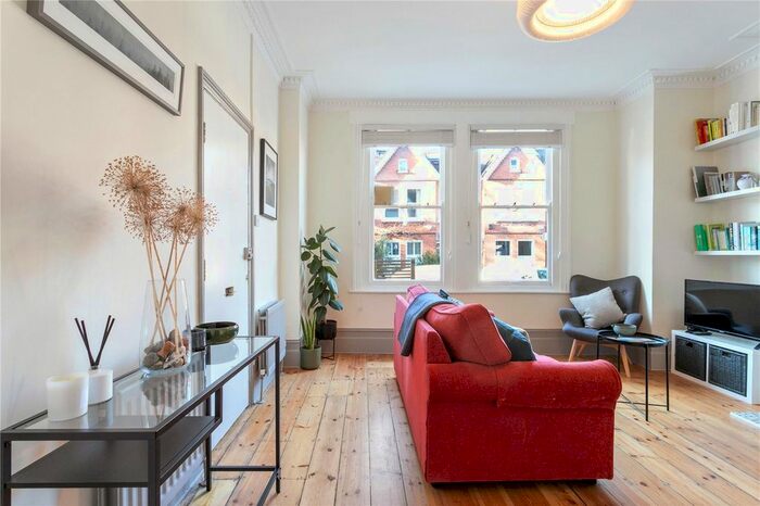 1 Bedroom Flat To Rent In Hawarden Grove, London, SE24