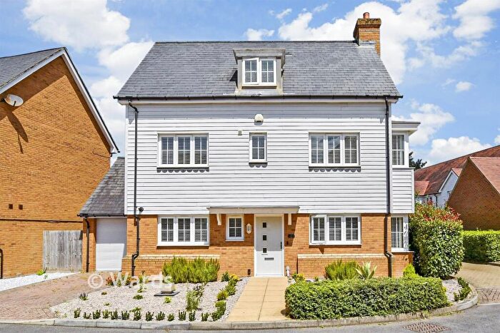 4 Bedroom Detached House For Sale In Leonard Gould Way, Loose, Maidstone, Kent, ME15