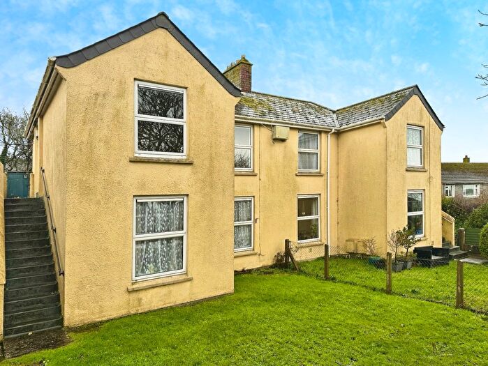 1 Bedroom Flat For Sale In Trengrouse Way, Helston, TR13