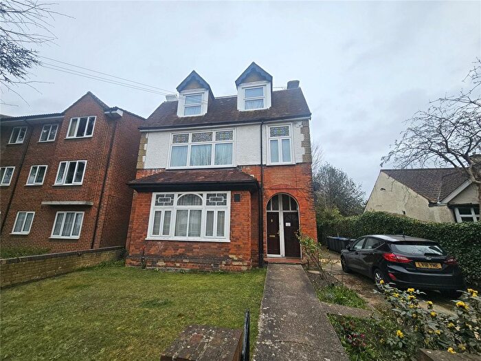 1 Bedroom Studio To Rent In Ashburton Road, Croydon, CR0