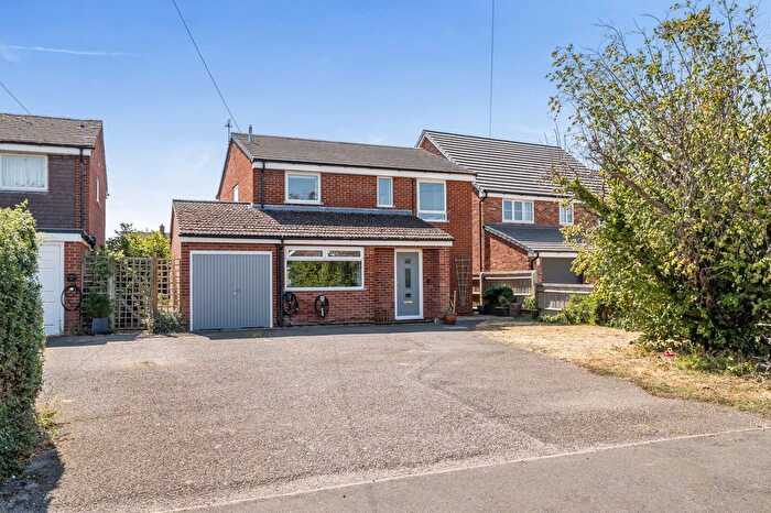 4 Bedroom Detached House For Sale In Stonebridge Road, Steventon, Abingdon, OX13