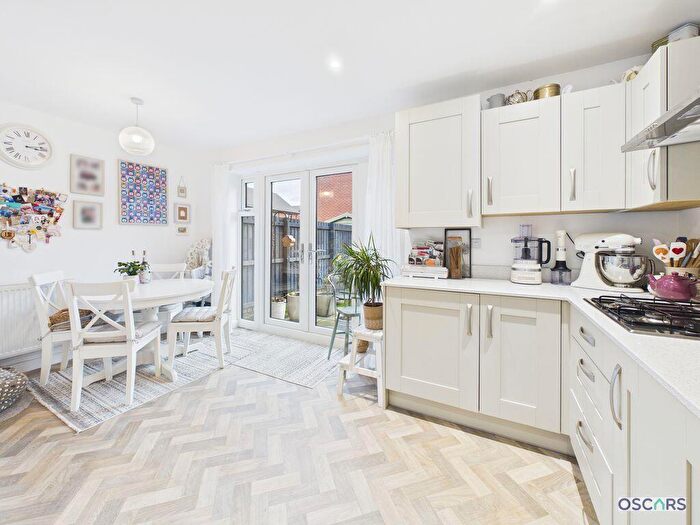 3 Bedroom Semi Detached House For Sale In Walmsley Dene, Brough, HU15