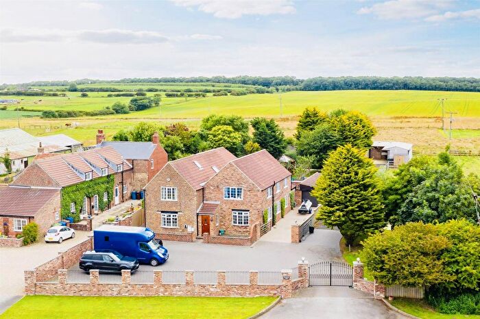 4 Bedroom Detached House For Sale In Bempton Lane, Flamborough, Bridlington, YO15