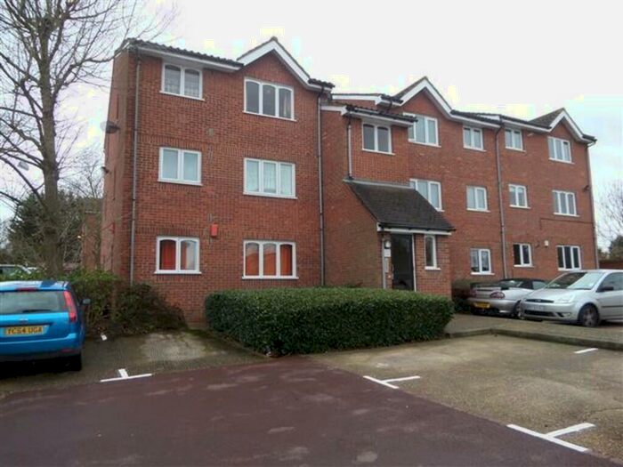Studio To Rent In Howard Close, Waltham Abbey, EN9