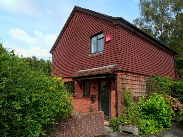 4 Bedroom Village House To Rent In Vimoutiers Court, Fordingbridge, SP6