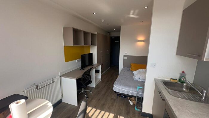 Studio To Rent In Spring Place, Dumfries Street, LU1