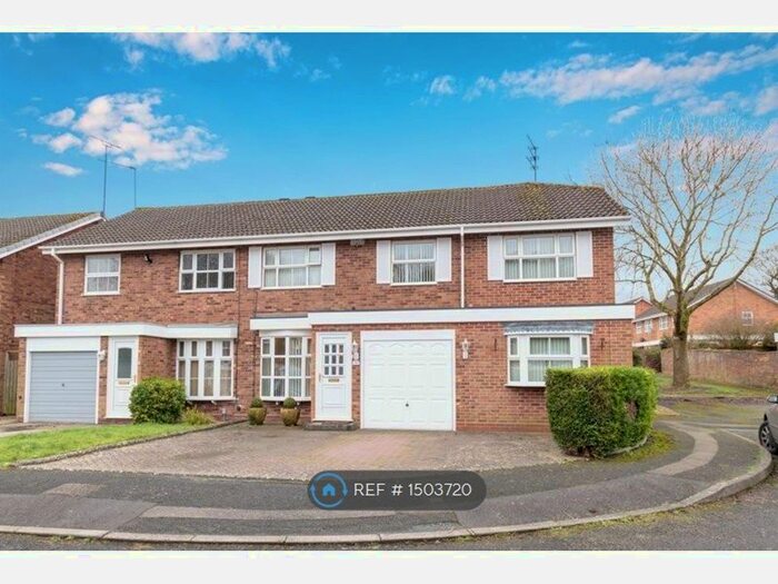 4 Bedroom Semi-Detached House To Rent In Edgmond Close, Redditch, B98