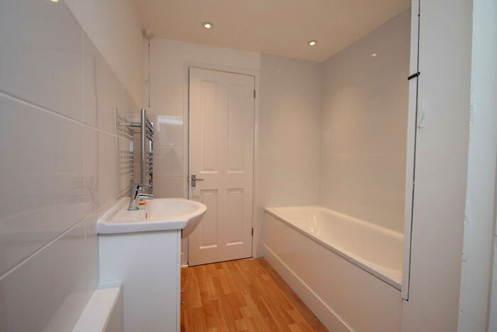 1 Bedroom Flat To Rent In Sandford Road, Bromley, BR2