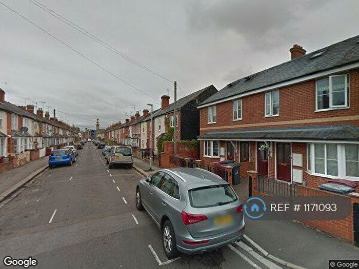 3 Bedroom Terraced House To Rent In Elm Park Road, Reading, RG30