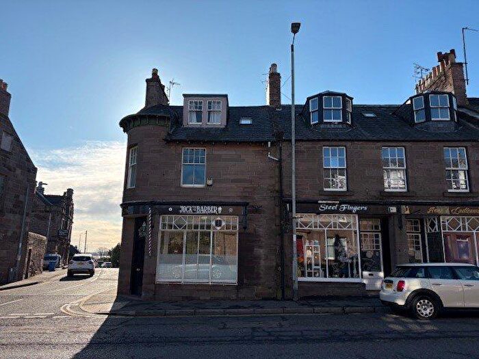 3 Bedroom Maisonette To Rent In Bank Street, Brechin, Angus, DD9