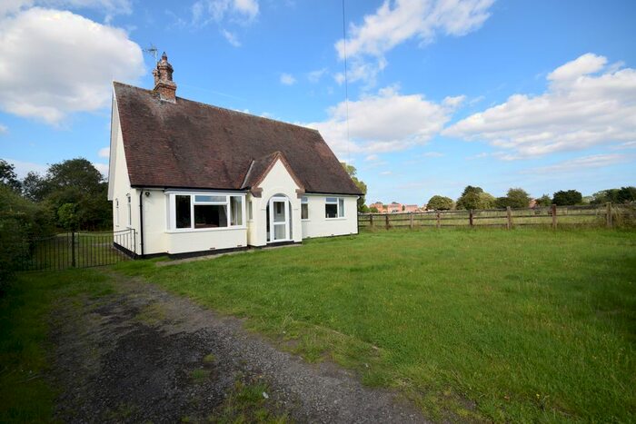 2 Bedroom Detached Bungalow For Sale In Wainfleet Road, Irby In The Marsh, PE24