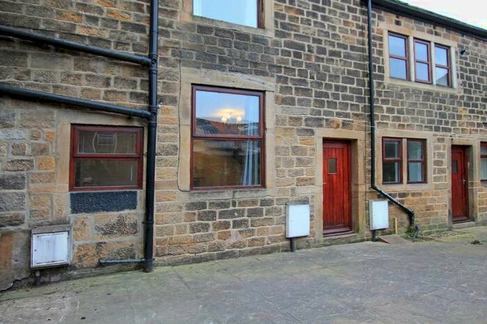 2 Bedroom House To Rent In Bondgate Otley, Leeds, LS21