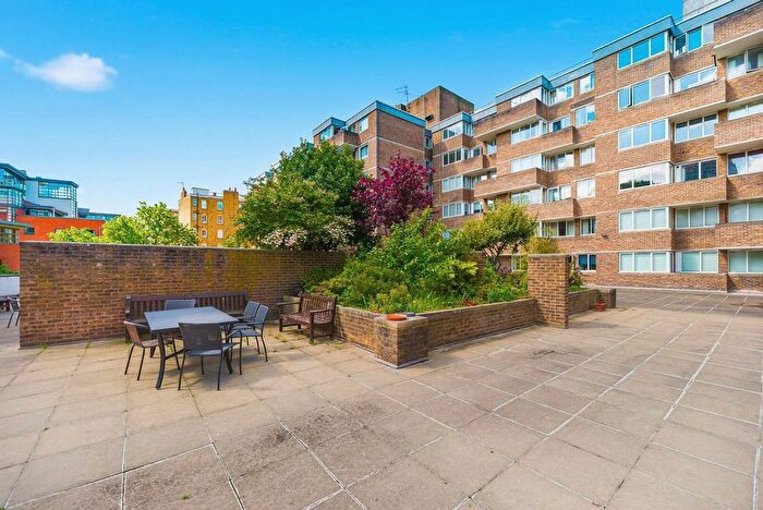 4 Bedroom Flat For Sale In Vincent Street, Dalkeith Court, SW1P