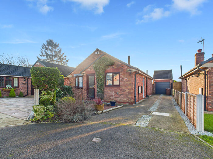 2 Bedroom Detached Bungalow For Sale In The Close, Hull, HU7