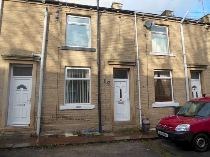 1 Bedroom Terraced House To Rent In Harley Place, Rastrick, Brighouse HD6