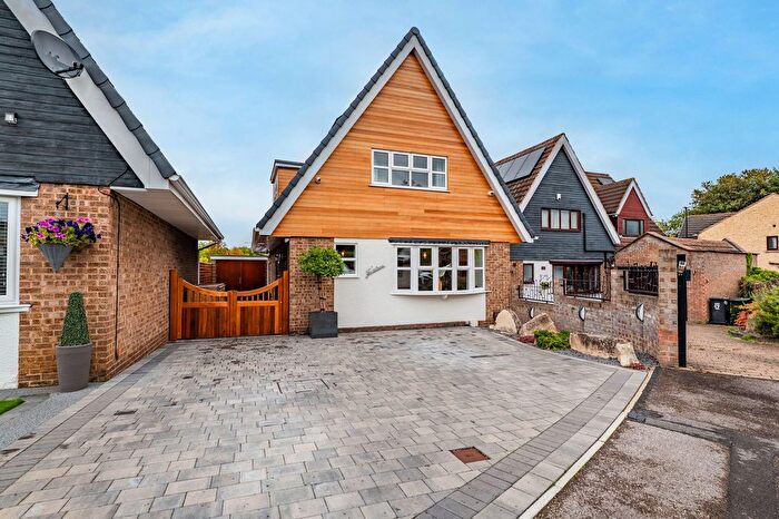 3 Bedroom Detached House For Sale In Top Tree Way, Thrybergh, Rotherham, S65