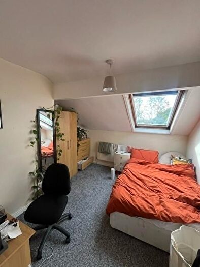 9 Bedroom Semi-Detached House To Rent In Cardigan Road, Leeds, LS6