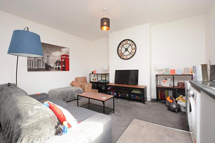 1 Bedroom Flat To Rent In Long Street, Atherstone, CV9