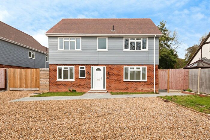 4 Bedroom Detached House For Sale In Bletchley Road, Milton Keynes, Buckinghamshire, MK17