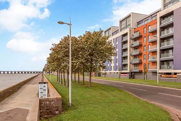 2 Bedroom Flat To Rent In Riverside Drive, Dundee, DD1