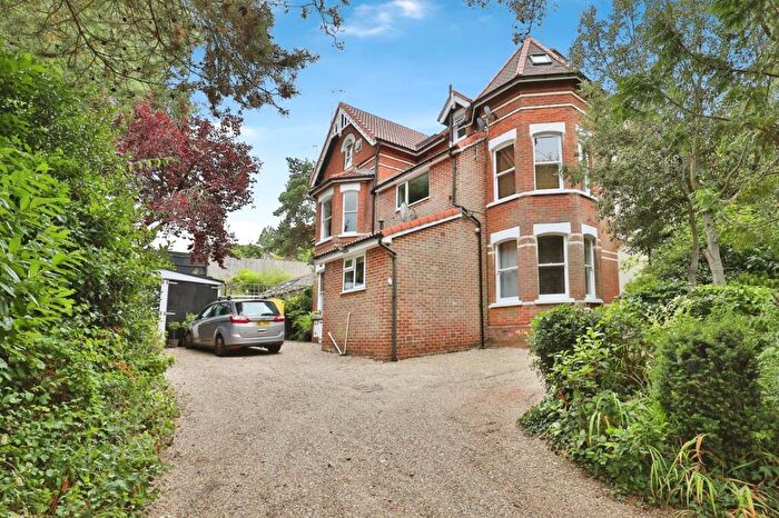 1 Bedroom Apartment To Rent In Surrey Road South, Westbourne, BH4