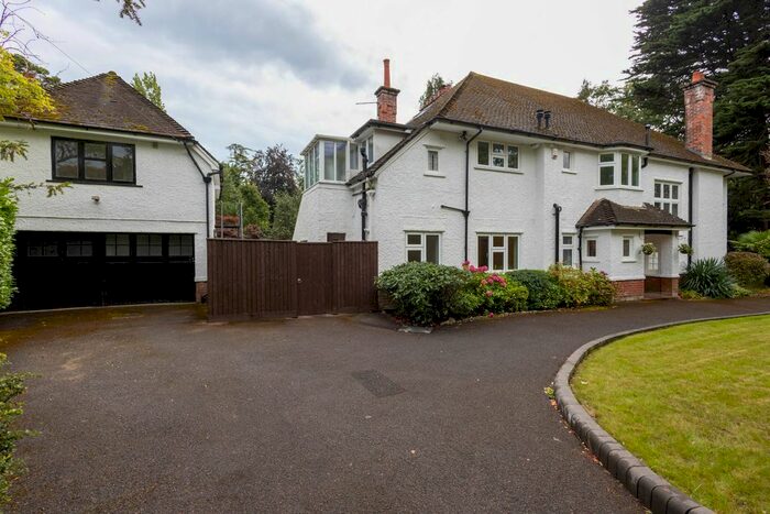 6 Bedroom Property To Rent In Alyth Road, Bournemouth, BH3