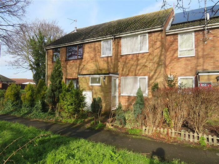 3 Bedroom Terraced House To Rent In Jubilee Walk, Wisbech, PE13
