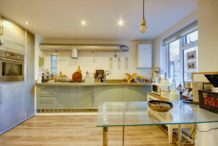 2 Bedroom Apartment To Rent In Ferme Park Road, Crouch End, N8