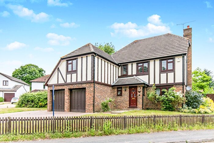5 Bedroom Detached House To Rent In Kerris Way, Earley, Reading, RG6