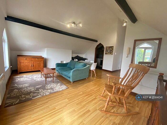 2 Bedroom Flat To Rent In St. Columbas Close, Coventry, CV1