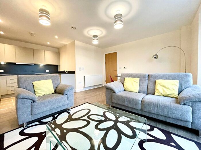 1 Bedroom Apartment To Rent In City Centre, Deanery Road, BS1
