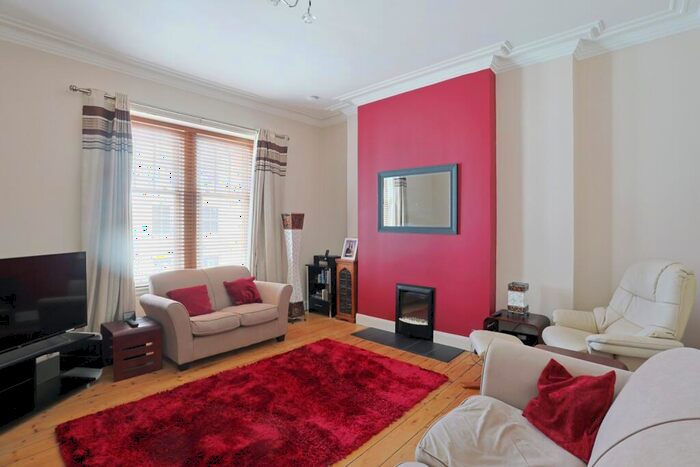 1 Bedroom Flat For Sale In High Street, Kirkcaldy, KY1
