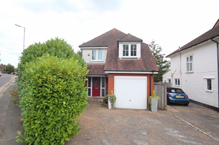 3 Bedroom Detached House To Rent In Lodge Oak Lane, Tonbridge, TN9