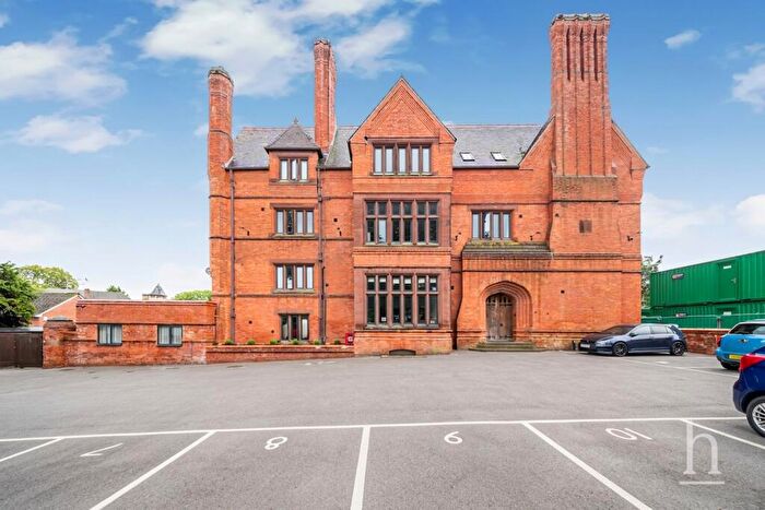 2 Bedroom Apartment For Sale In Devonshire Place, Redcourt Manor, Oxton, CH43
