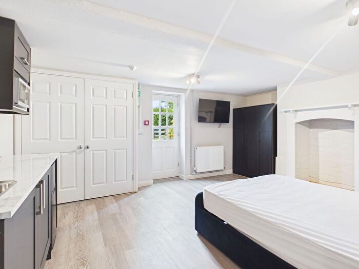 1 Bedroom Property To Rent In Bristol Road, Gloucester, GL1