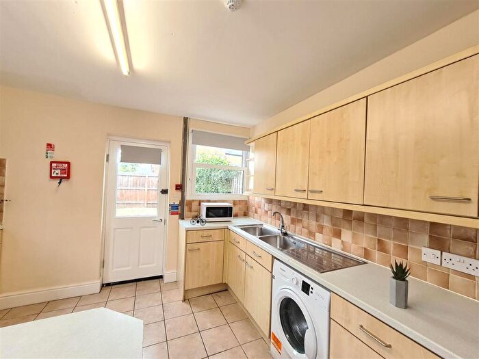 1 Bedroom House To Rent In Rooms Available At Tenison Road, Cambridge, CB1