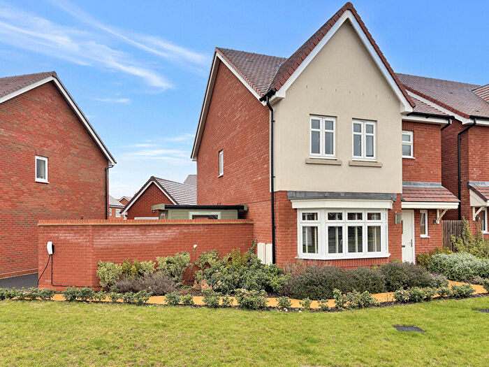 3 Bedroom Detached House For Sale In Kings Road, Thurston, IP31