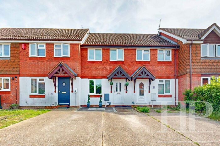 2 Bedroom Terraced House For Sale In Berkeley Close, Crawley, RH11