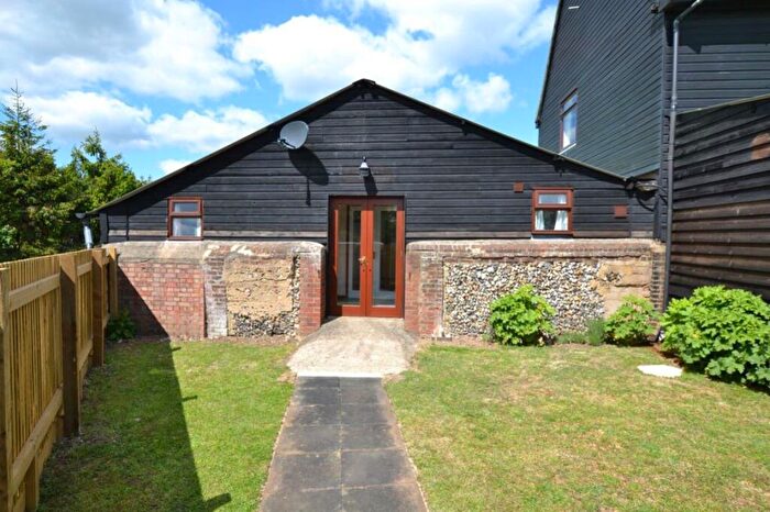 1 Bedroom Barn Conversion To Rent In Welwyn, Hertfordshire, AL6