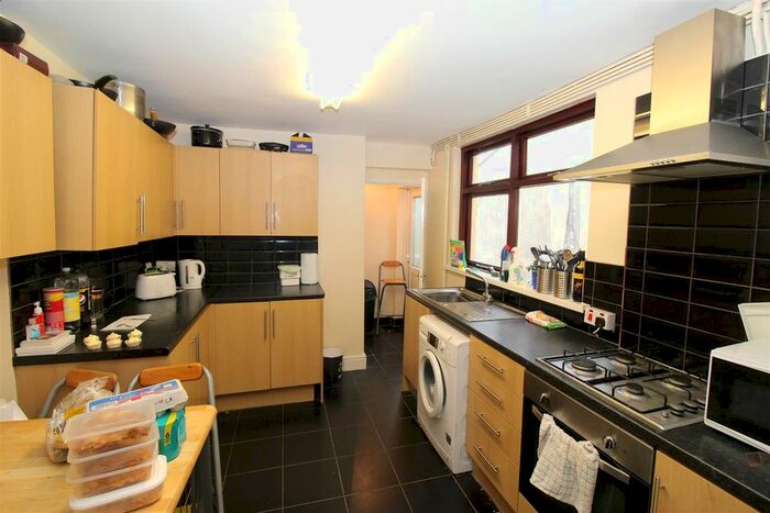 4 Bedroom Property To Rent In Coburn Street, Cathays, Cardiff, CF24