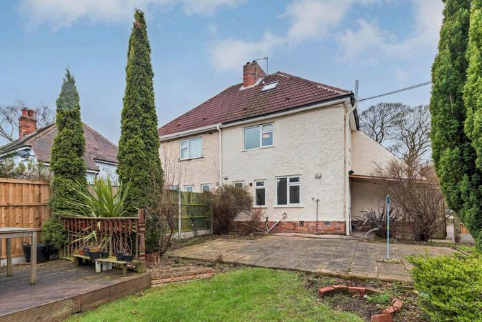 4 Bedroom Semi-Detached House To Rent In Wollaton Road, Beeston, NG9