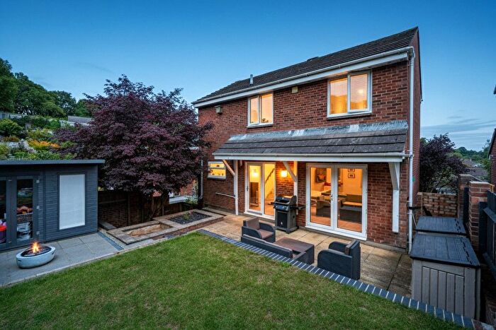 4 Bedroom Detached House For Sale In Pennsylvania, Exeter, EX4