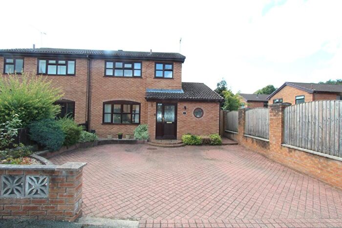 3 Bedroom Semi-Detached House For Sale In Leahurst Way, Bradley, LL11